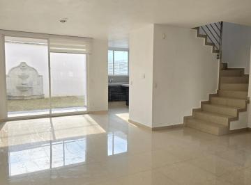 Casa en condominio · 145m² · 3 Recámaras · 2 Estacionamientos · Tezontle, Casa en Renta con Sala de Tv