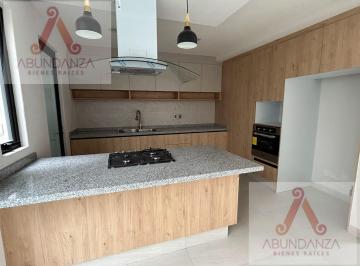 Casa en condominio · 126m² · 3 Recámaras · 2 Estacionamientos · Crespa Cercania a Bosh Toluca Casa Venta