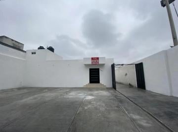 Oficina · 600m² · 10 Estacionamientos · Oficina en Renta en Mitras Centro Monterrey