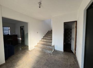 Casa de 3 habitaciones, Monterrey · Casa Amueblada en Renta en Zona Distrito Tec, Monterrey $17,000 Mxn