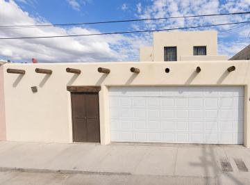 Casa de 4 habitaciones, Meoqui · Casa en Venta en Meoqui Chihuahua
