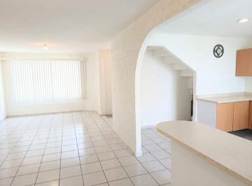 Casa de 3 habitaciones, Querétaro · Casa Venta Palmas Jurica Privada 3 Rec 3 Baño Jardin Balcón Crédito Antea Up Thown Juriquilla T - 205 m