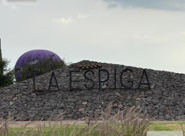 Terreno / Lote · 322m² · Venta de Terreno en La Espiga en Querétaro $1,900,000