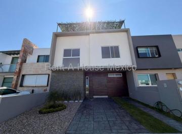 Casa de 3 habitaciones, El Marqués · Casa en Renta El Mirador Roof Garden 3 Recamaras 4 Baños Estudio Jardin