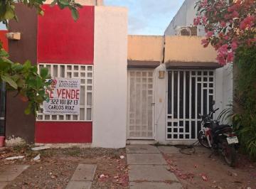 Casa · 42m² · 2 Recámaras · 1 Estacionamiento · Casa Unifamiliar en Altavela