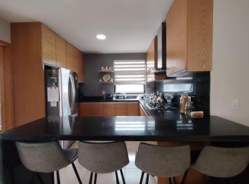 Casa de 4 habitaciones, San Pedro Tlaquepaque · Casa Venta en Los Naranjos de 315 m² con 4 Recámaras