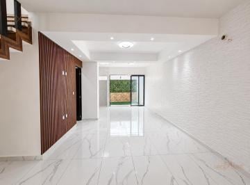 Casa · 160m² · 3 Recámaras · 2 Estacionamientos · Casa 3 Recámaras | Col. Primero de Mayo Norte | Cerca de Sams
