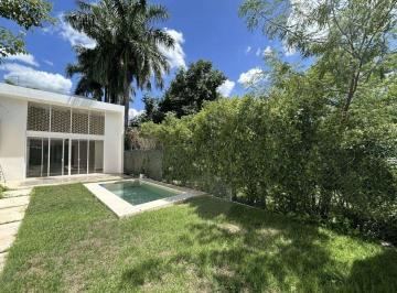 baf7be60841828a9fac2a7dbc96d5fcef095d5b05ff9df66e5b855a9df954a3a · Casa con Recámara en Planta Baja, de 3 Recámaras, con Piscina, en La Ceiba.