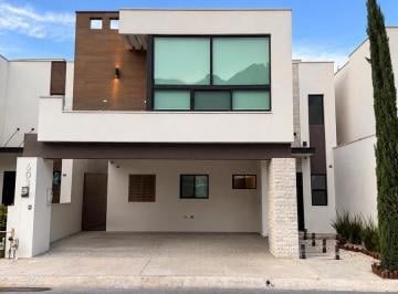 Casa · 180m² · 3 Recámaras · 2 Estacionamientos · Casa en Valle de Cumbres Premier en García Nl