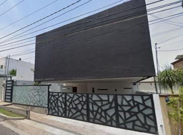 Casa de 4 habitaciones, Querétaro · Casa de 280 m² con 4 Recámaras en Venta en Loma Dorada