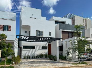Casa · 280m² · 4 Recámaras · 3 Estacionamientos · Casa en Venta Cancún Aqua