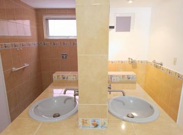 Casa de 3 habitaciones, Querétaro · Oportunidad Casa en Venta Arboledas 3 Rec Pb 3 Baños 2 Est Balcón Excelente Vista Magnifico Precio