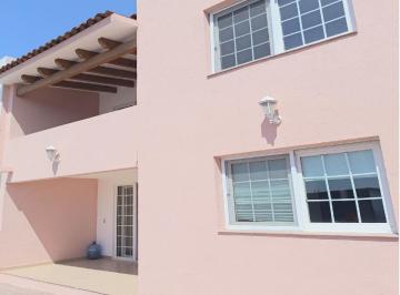 Casa de 3 habitaciones, Querétaro · Privada Casa Venta Arboledas Querétaro Recamara Pb Balcón Estudio 3 Baños Crédito Precio Oportunidad