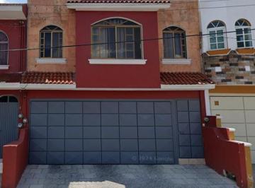 Casa de 4 habitaciones, Zapopan · Venta de Casa Gral Pablo Quiroga Constitucion Zapopan