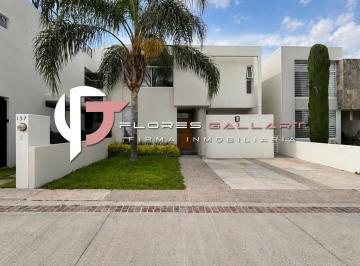 Casa en condominio · 184m² · 3 Recámaras · 2 Estacionamientos · Casa en Venta en Residencial Los Fresnos Al Norponiente de La Ciudad de Aguascalientes