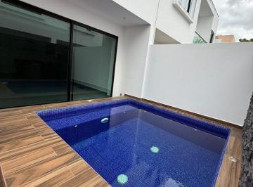 Casa · 256m² · 3 Recámaras · 3 Estacionamientos · Casa en Venta en Aqua Cancun