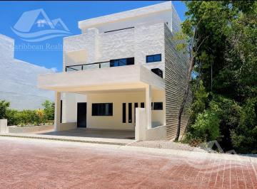 Casa · 311m² · 5 Recámaras · 2 Estacionamientos · Casa en Venta en Via Cumbres