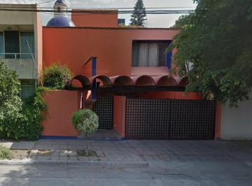 Casa de 5 habitaciones, Guadalajara · Venta de Casa en Hercules Jardines del Bosque
