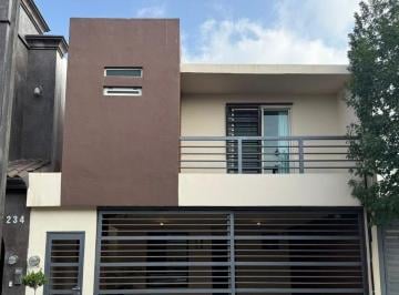 Casa de 3 habitaciones, Monterrey · Casa en Venta en Cumbres San Agustín