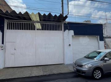 Bodega comercial de 2 habitaciones, Guadalajara · Excelente Bodega Grande