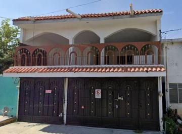 Casa de 4 habitaciones, Guadalupe · Venta D Ecasa en Nuevo Leon Guadalupe Col Azteca
