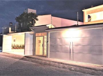 Casa de 3 habitaciones, Querétaro · Venta Casa en Milenio 3 Rec 3 Est 4 Baño Terraza Balcón Recamara Principal Pb Ideal Adultos Mayores