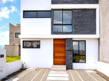 Casa · 161m² · 4 Recámaras · 2 Estacionamientos · Casa en Venta en Preserve Juriquilla