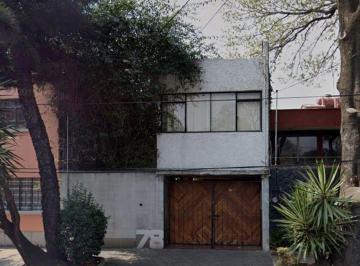 Casa de 4 habitaciones, Coyoacán · Casa en Coyoacan. Excelente Ubicacion. Remate con Documentacion Disponible.