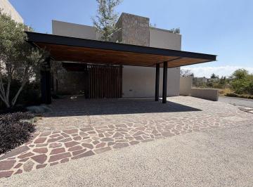 57e0decf3728b939f36a5a6142fd18bd27e8aac91c63d77c23a19cfd6ec9a426 · Casa Nueva en Venta en Altozano Querétaro
