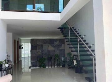 Casa de 3 habitaciones, León · Casa de 348 m² con 3 Recámaras en Venta en Porta Fontana