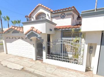Casa de 4 habitaciones, Tijuana · Venta de Casa de La Colonia Altabrisa en Tijuana Baja California