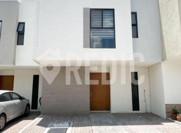 Casa de 2 habitaciones, El Marqués · Casa en Renta de 2 Hab en Zakia