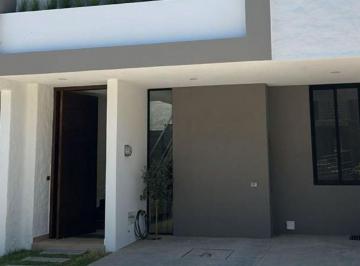 Casa de 3 habitaciones, Tlajomulco de Zúñiga · Bosques de Santa Anita