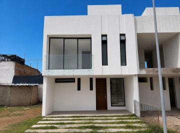 ae26f40258e6c9c5a14f608d4931b773681f7b99cab61c9a123eacb6768df133 · Casa en Venta en Cuarta 500