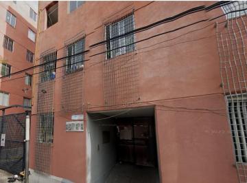 Departamento de 2 habitaciones, Venustiano Carranza · Departamento en Venustiano Carranza Entre Calle Rastro Adjudicada