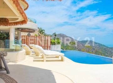 Casa · 900m² · 5 Recámaras · 3 Estacionamientos · Casa en Ventas en La Cima Marqués, Acapulco
