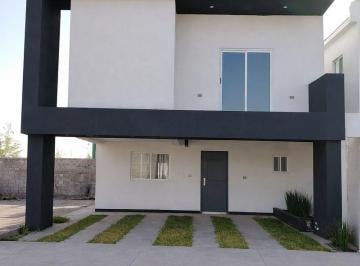 8ee095832f5aecb33c3301c4d6c309f97bdc46fb9abee3ac4b68679dfb0f7270 · Casa Nueva en Venta, Fraccionamiento Tarona