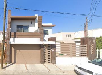 Casa de 3 habitaciones, Tijuana · Casa de 180 m² con 3 Recámaras en Venta en Tijuana