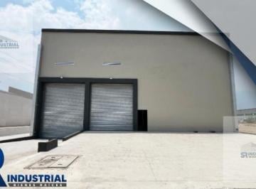 Bodega comercial · 620m² · 4 Estacionamientos · Bodega en Renta en Santa Catarina Nl