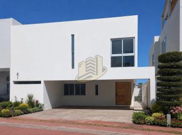 902755547f9bb543ffed6cff76cbc86ef196199133d1c90db1e8bce0c051cb2c · Casa de Lujo en Venta en La Rioja