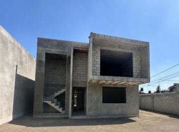 Casa en condominio · 221m² · 3 Recámaras · 2 Estacionamientos · Casa en Pre Venta en Metepec, Privada Cercana a Galerias y Uvm