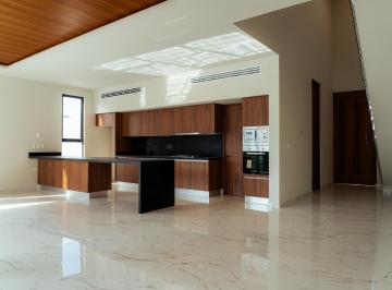 Casa · 317m² · 3 Recámaras · 2 Estacionamientos · Casa en Venta/renta, Nueva a Estrenar, 3 Recámaras, Piscina, Av Huyacán, Vía Cumbres, Cancún