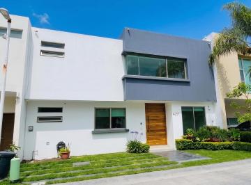 Casa de 3 habitaciones, Zapopan · Casa en Renta, Cerca de Andares, Excelente Proyecto