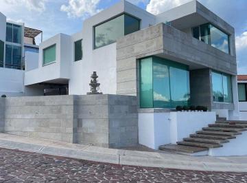 b764ad8decb8d48f28f63368d57ee4cddef418a22a8f0a32e800b946c97c8844 · Venta Casa Cumbres del Lago Juriquilla en Esquina