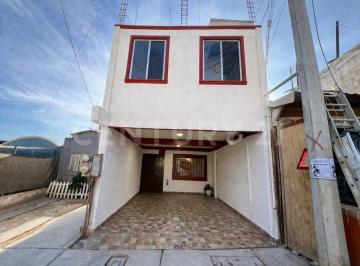 Casa · 90m² · 2 Recámaras · 1 Estacionamiento · Casa en Renta Fraccionamiento San Martin, Tijuana Baja California.