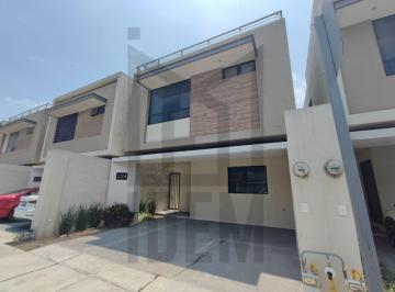 Casa · 100m² · 3 Recámaras · 2 Estacionamientos · 0151 - Casa en Renta en Residencial Aviana, Escobedo, Nuevo León