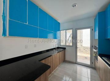 Casa en condominio de 3 habitaciones, El Marqués · Casa en Renta en Zaru Zakia | 3 Recámaras | Sala de Tv | 2.5 Baños | Jardín | Amenidades Yr
