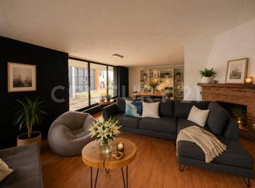 Casa · 225m² · 3 Estacionamientos · Casa de un Nivel en Venta en La Magdalena Contreras, Cdmx