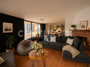 Casa · 225m² · 3 Estacionamientos · Casa de un Nivel en Venta en La Magdalena Contreras, Cdmx