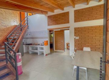 Casa · 3 Recámaras · 2 Estacionamientos · Casa Nueva en Renta en Acatitlan, Valle de Bravo